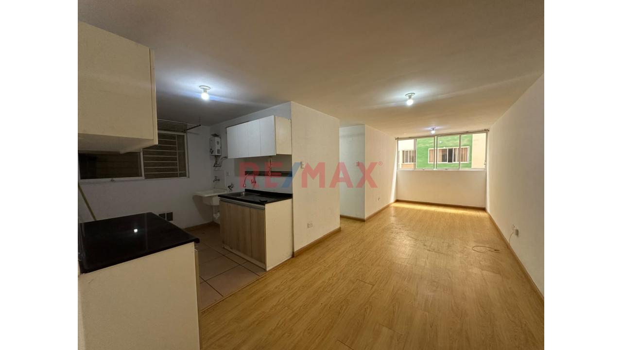 Alquiler De Lindo Departamento 3 Hbs Comas
