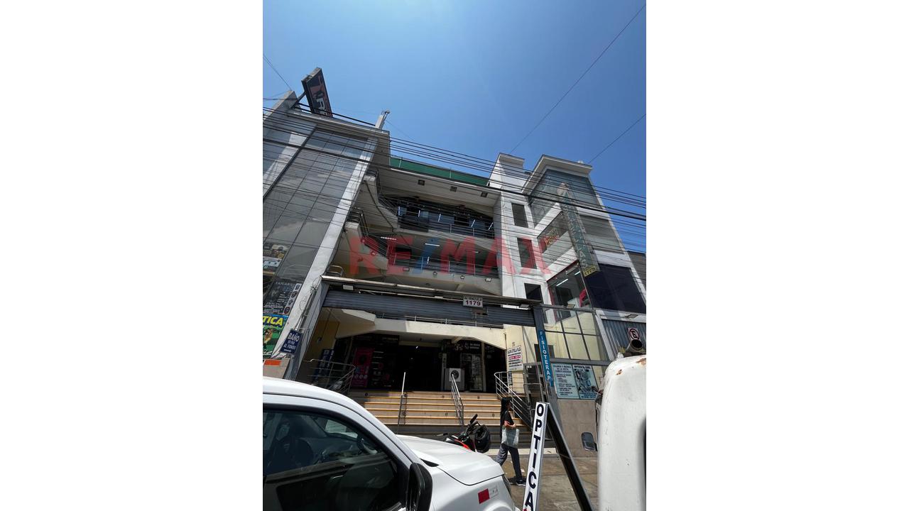 Local Comercial En Venta | Av. Venezuela – Breña - 2