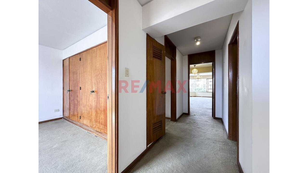 Departamento Flat En La Mejor Zona De San Isidro - 18