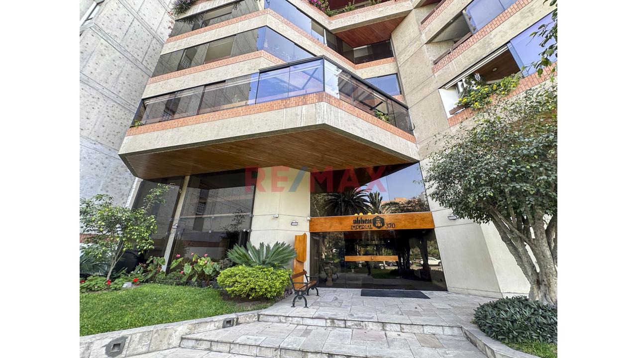 Departamento Flat En La Mejor Zona De San Isidro - 2