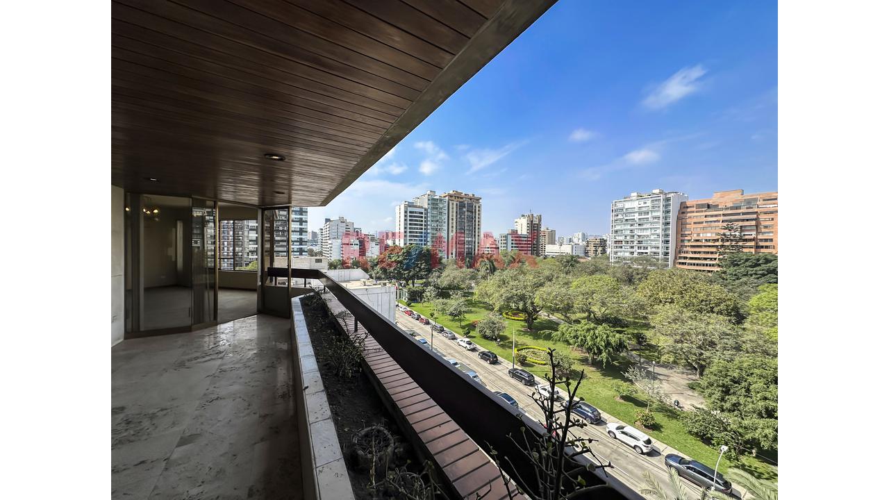 Departamento Flat En La Mejor Zona De San Isidro - 5