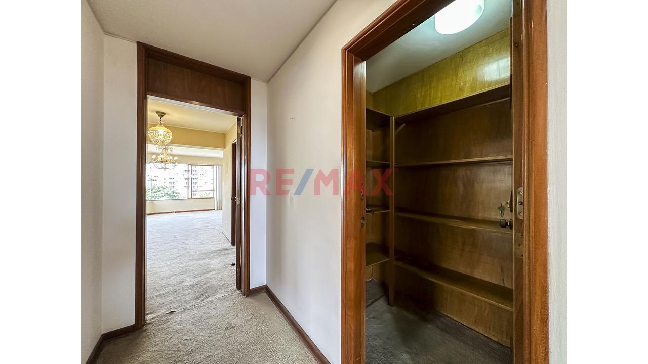 Departamento Flat En La Mejor Zona De San Isidro - 19