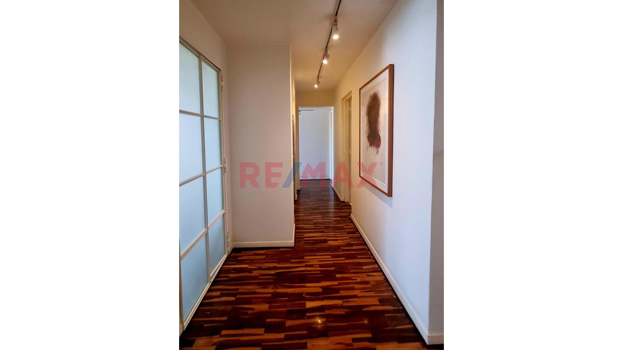 Oportunidad En Miraflores: Departamento De 3 Dorm Cerca De Av Larco Y Benavides, Ideal Para Vivir O Rentar - 13