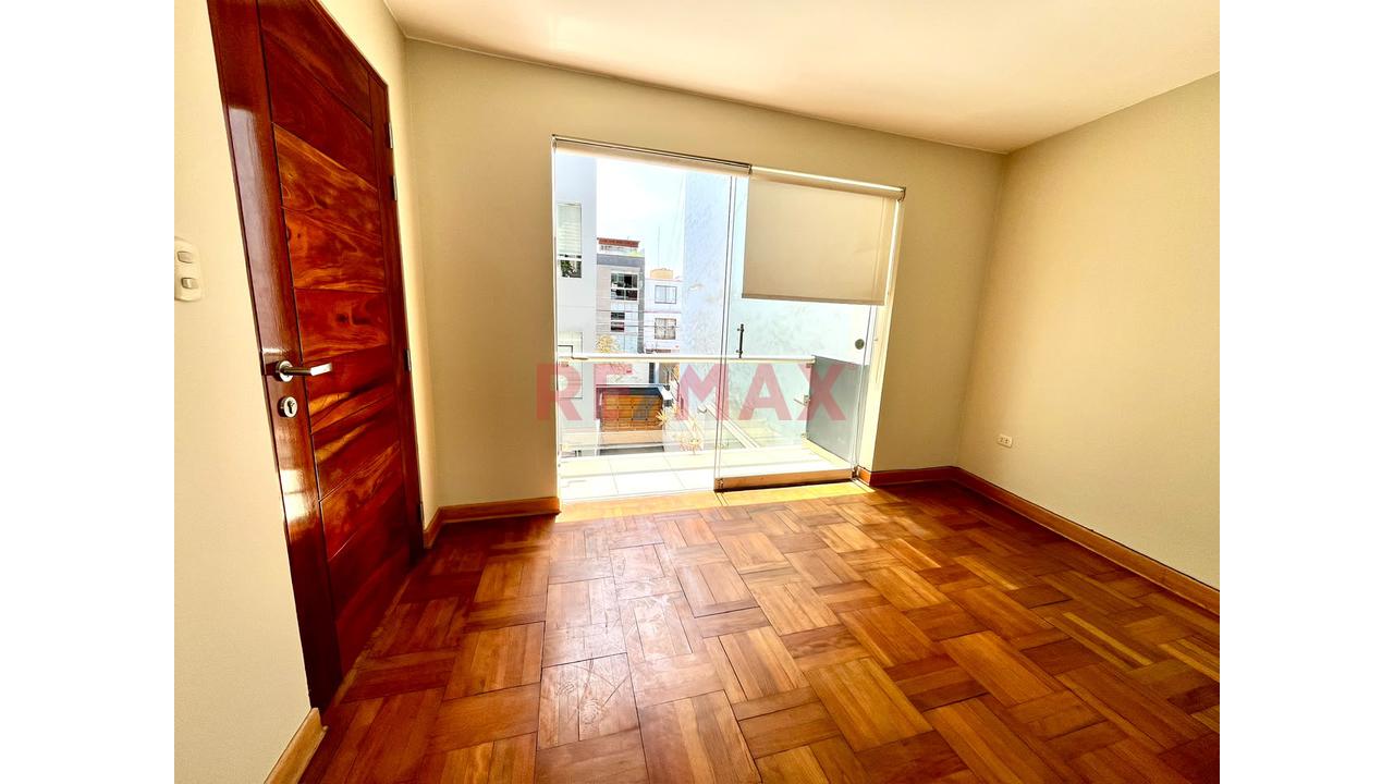 Se Alquila Departamento 3 Dormitorios - En Chama Surco - 3