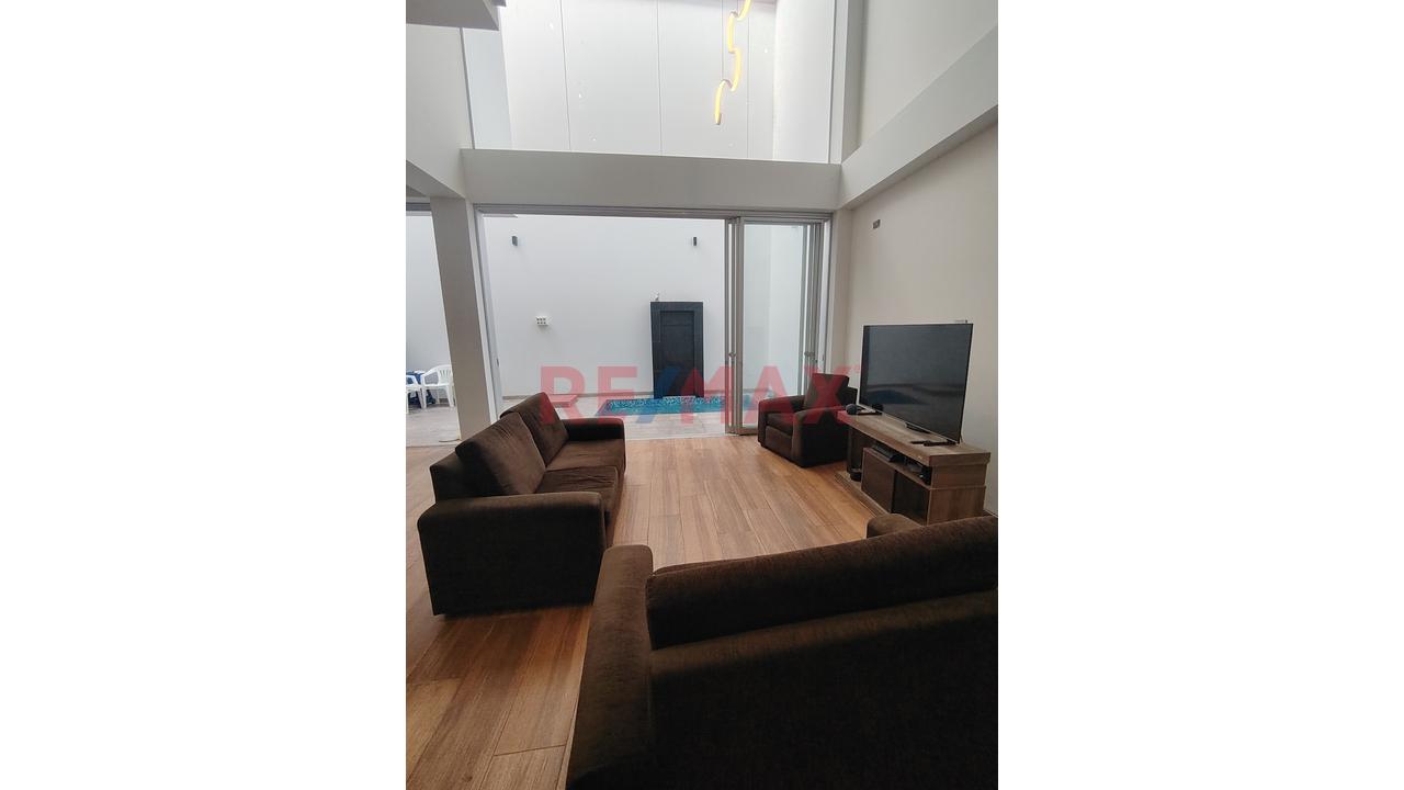 En Venta: Casa De 3 Psiso Con Piscina En Condominio San Borja- Tarapoto — foto 12