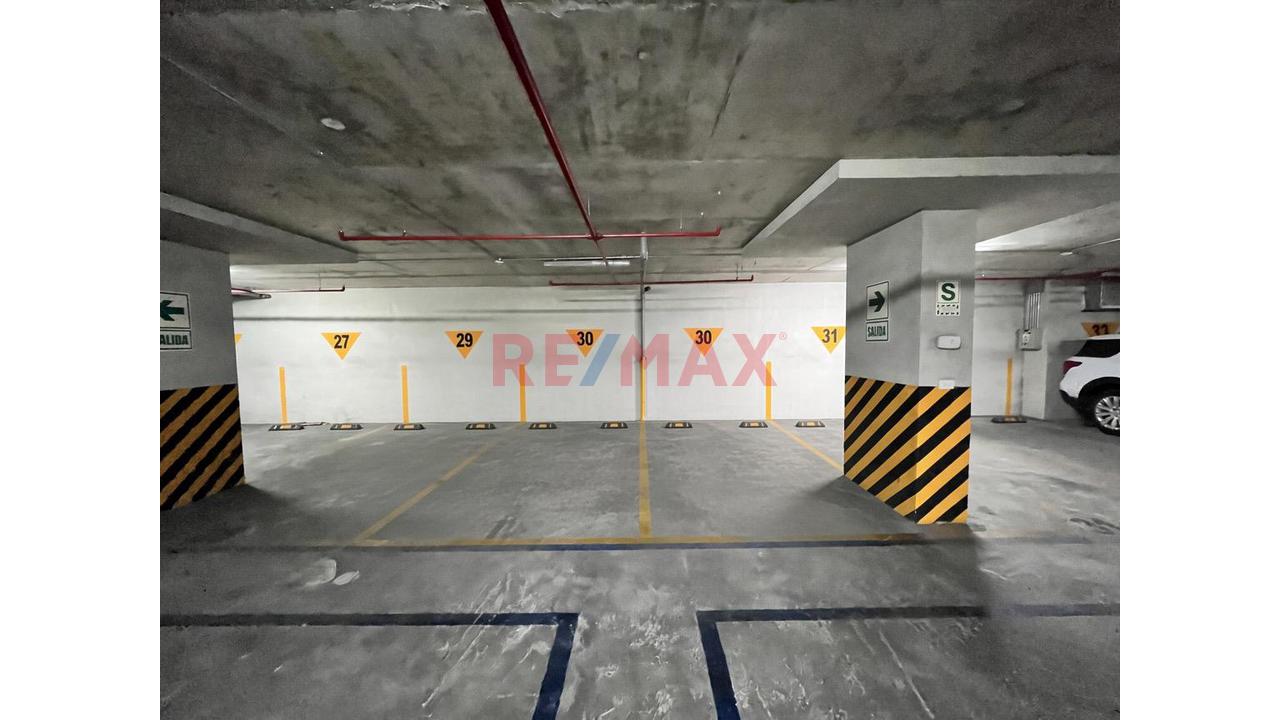 Oficina Boutique Amoblada E Implementada + 2 Estacionamientos I Itse Vigente I En Alquiler - Valle Hermoso, Surco - 12
