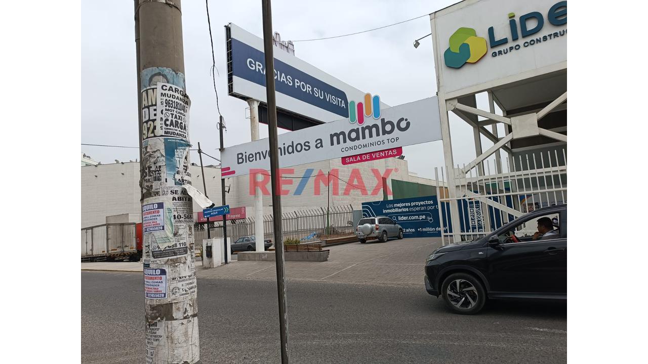 Alquiler De Oficina En Comas Al Costado Del Mall De Comas, Con Cochera - 19