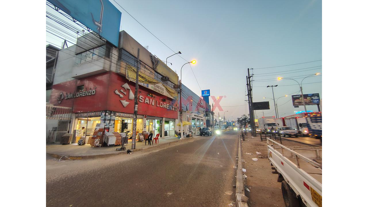 Oportunidad De Inversión: Local Comercial En C.C. Construcenter - Smp (Frente Al Británico). - 12