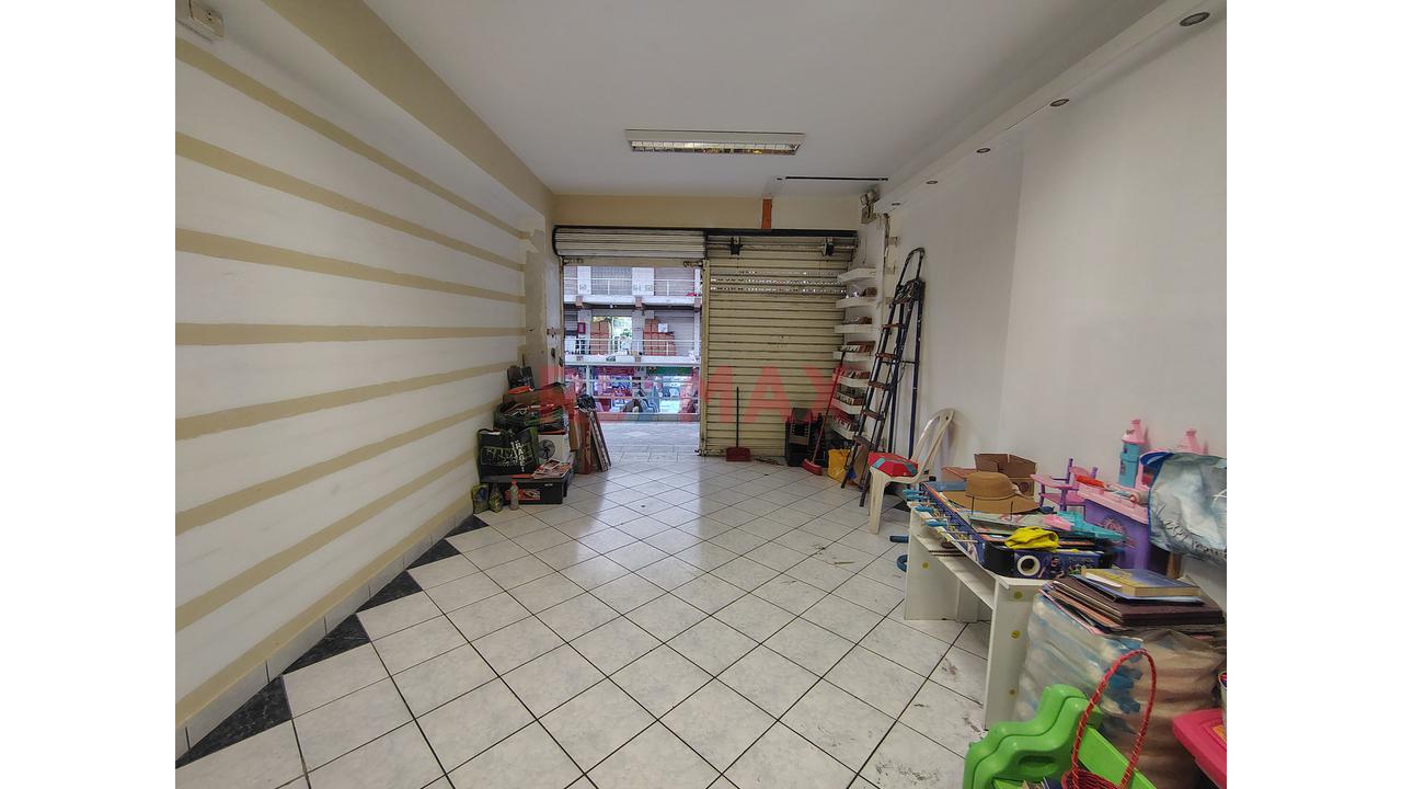 Oportunidad De Inversión: Local Comercial En C.C. Construcenter - Smp (Frente Al Británico). - 4