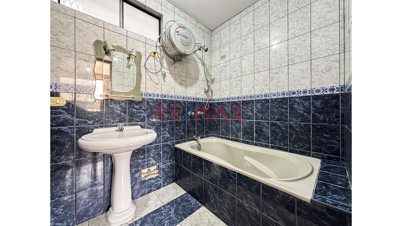 ¡Oportunidad Única! Amplia Casa En Ate - Para Vivienda Multifamiliar, Negocio O Inversión - 7