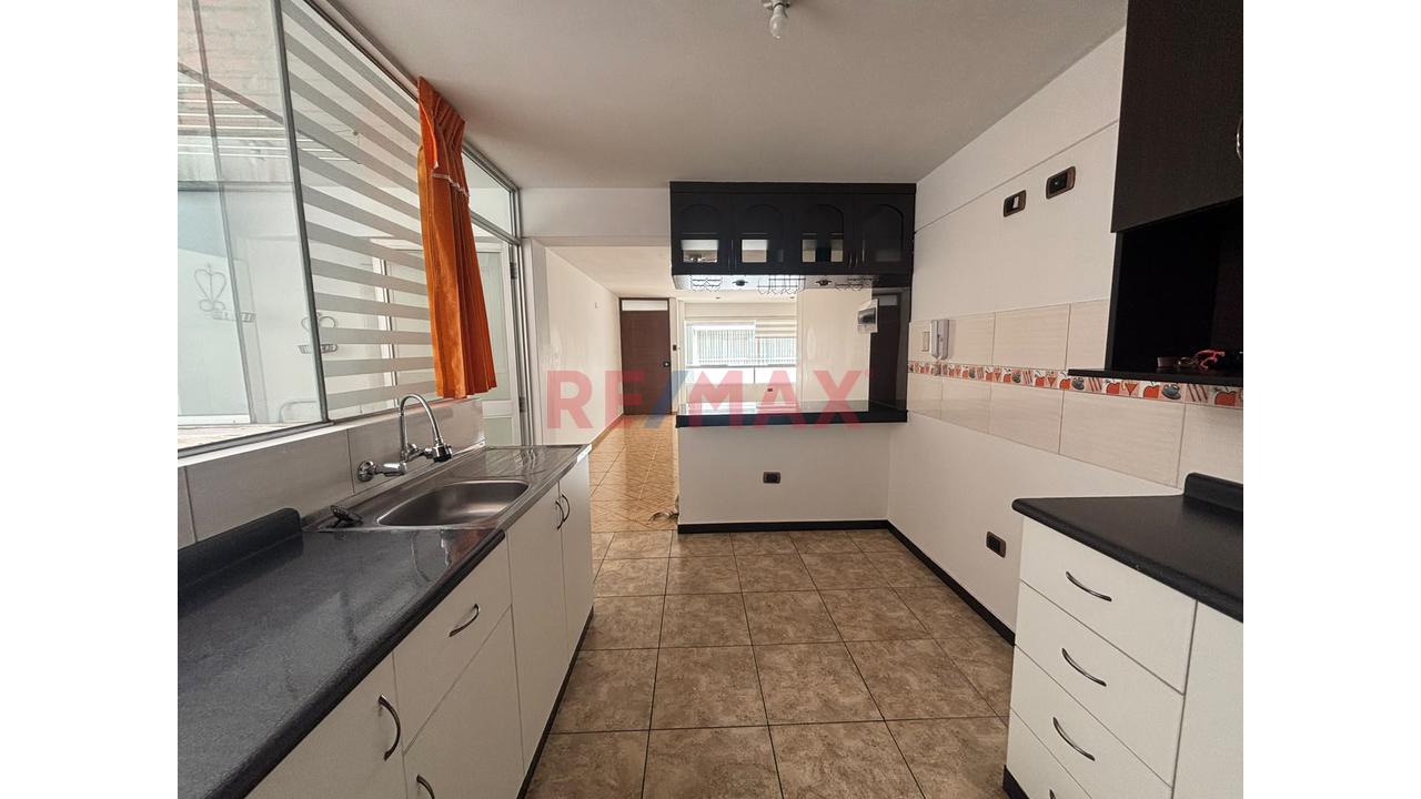 Departamento En 2Do Nivel - Dentro De Residencial Pizarro — foto 4