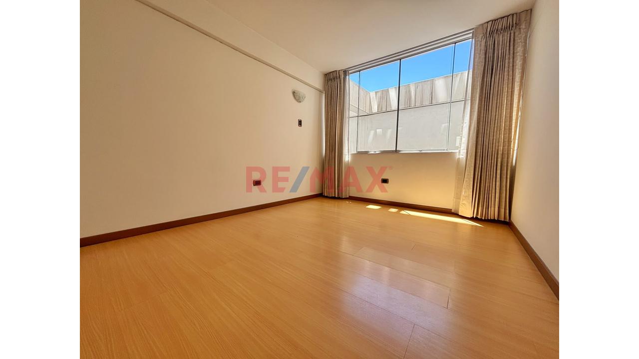 Departamento En 2Do Nivel - Dentro De Residencial Pizarro — foto 9