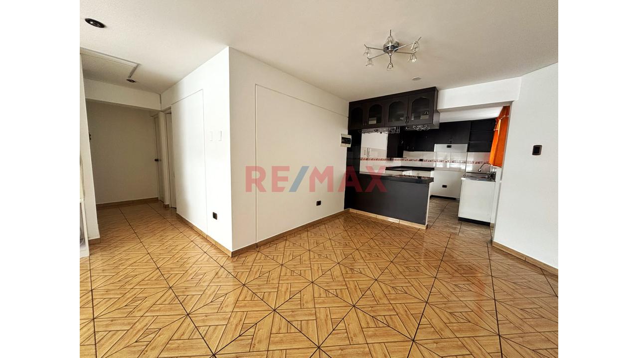 Departamento En 2Do Nivel - Dentro De Residencial Pizarro — foto 3