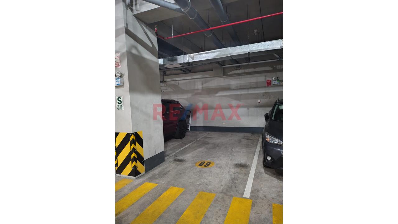 🚗 Se Vende Cochera Techada De 12.36 M² Frente A Av. Brasil - Magdalena — foto 3