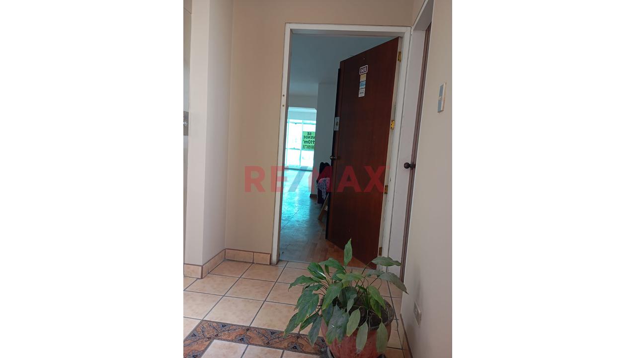 Se Vende Hermoso Departamento De 110 Mts En Miraflores — foto 2