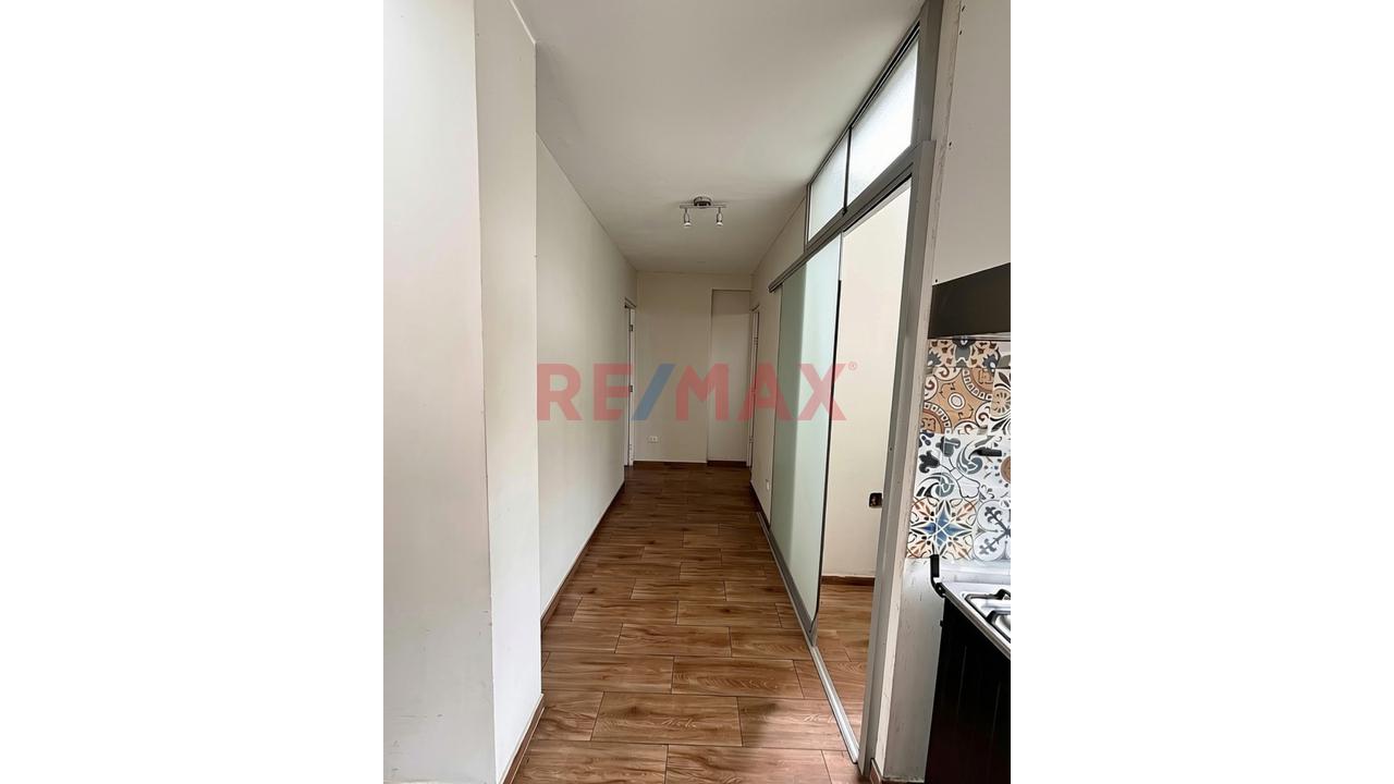 Se Alquila Departamento Amoblado Santiago De Surco — foto 7