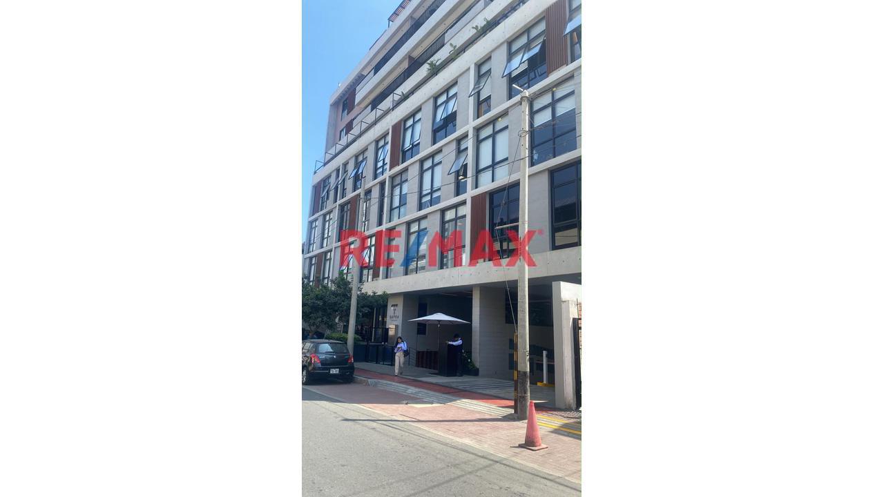 Estacionamiento Doble Lineal En Venta — Miraflores