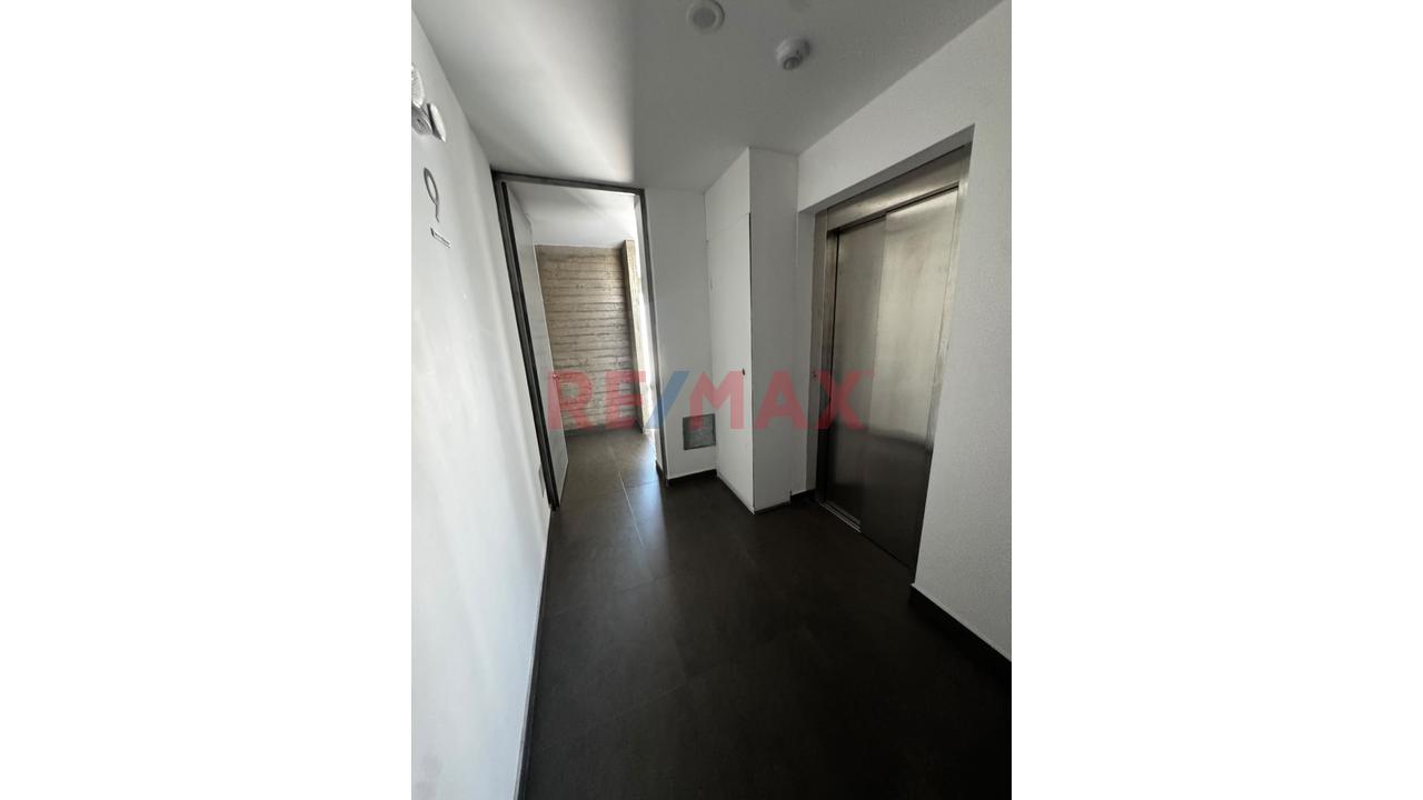 🏢 Se Vende Departamento Triplex De Estreno En Cayma - 11