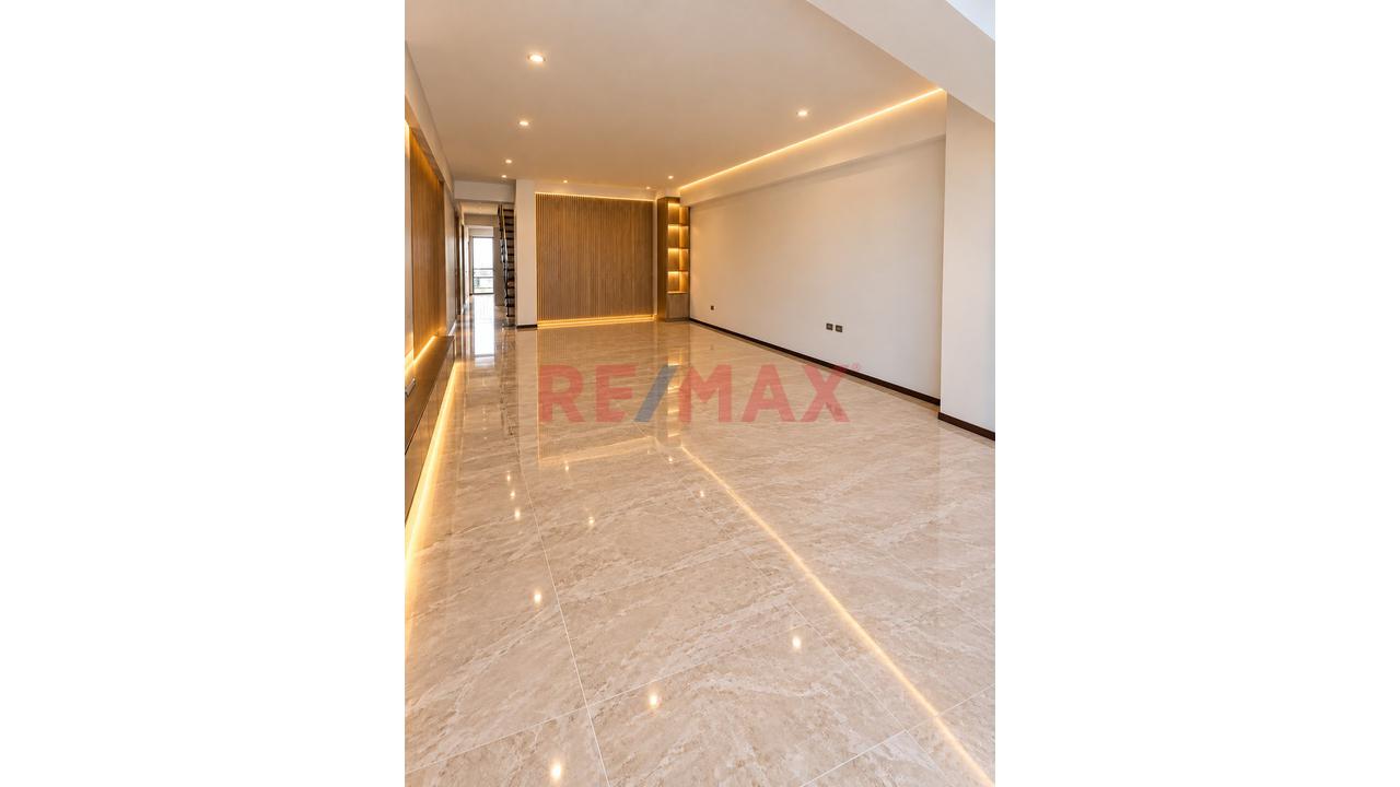 🏢 Se Vende Departamento Triplex De Estreno En Cayma - 1