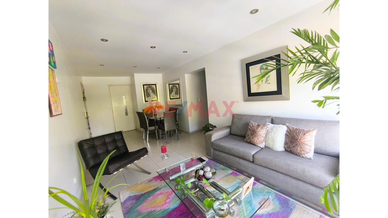 Venta De Departamento De 121M2 Con Cochera En El Remanso - La Molina — foto 2