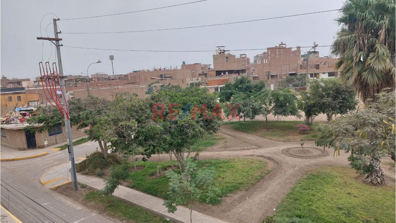 Oportunidad: Casa + 2 Locales Comerciales En Puente Piedra — foto 6