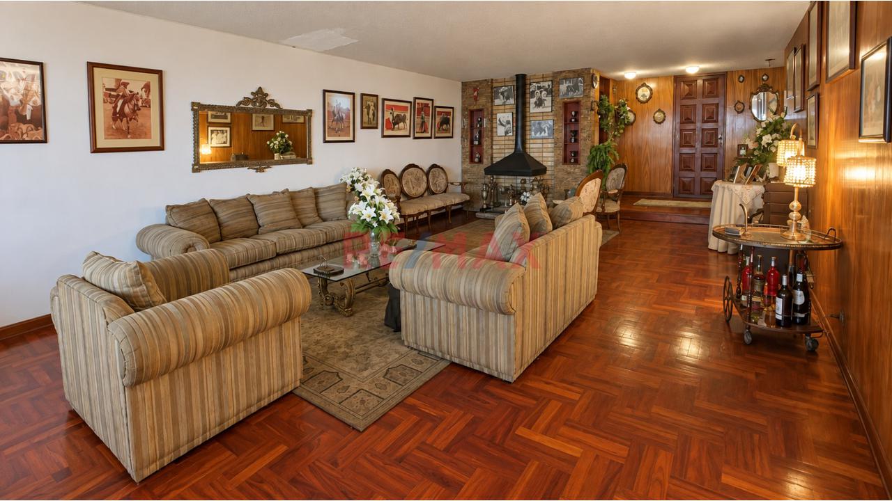 Excelente Oportunidad De Inversión Casa Como Terreno En La Aurora, Miraflores — foto 4