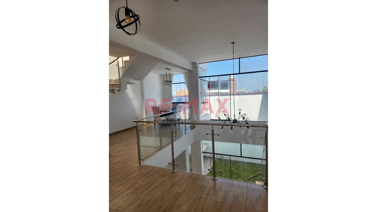 Alquiler De Casa Urbanizacion Boulevard Plark Plaza — foto 6