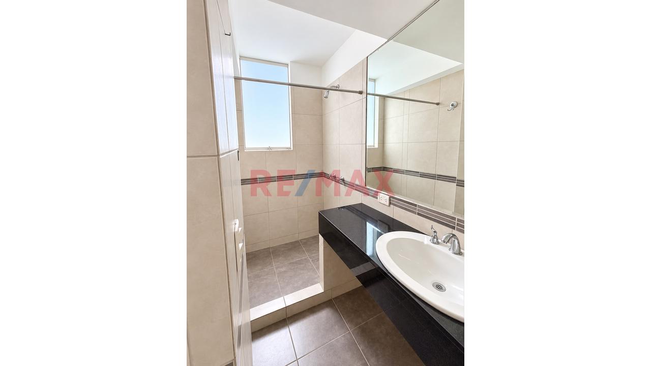 Exclusivo Triplex En Venta En San Isidro - Amplios Espacios Y Excelente Distrubución Y Ubicación — foto 10