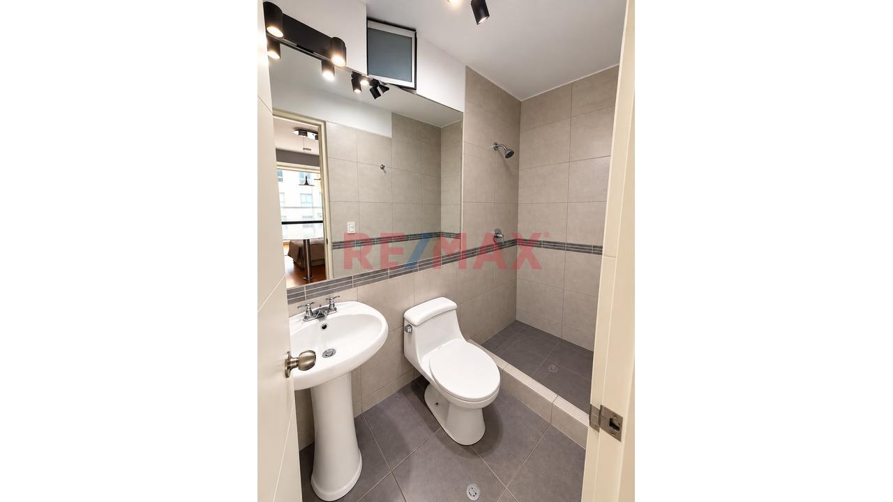 Exclusivo Triplex En Venta En San Isidro - Amplios Espacios Y Excelente Distrubución Y Ubicación — foto 12
