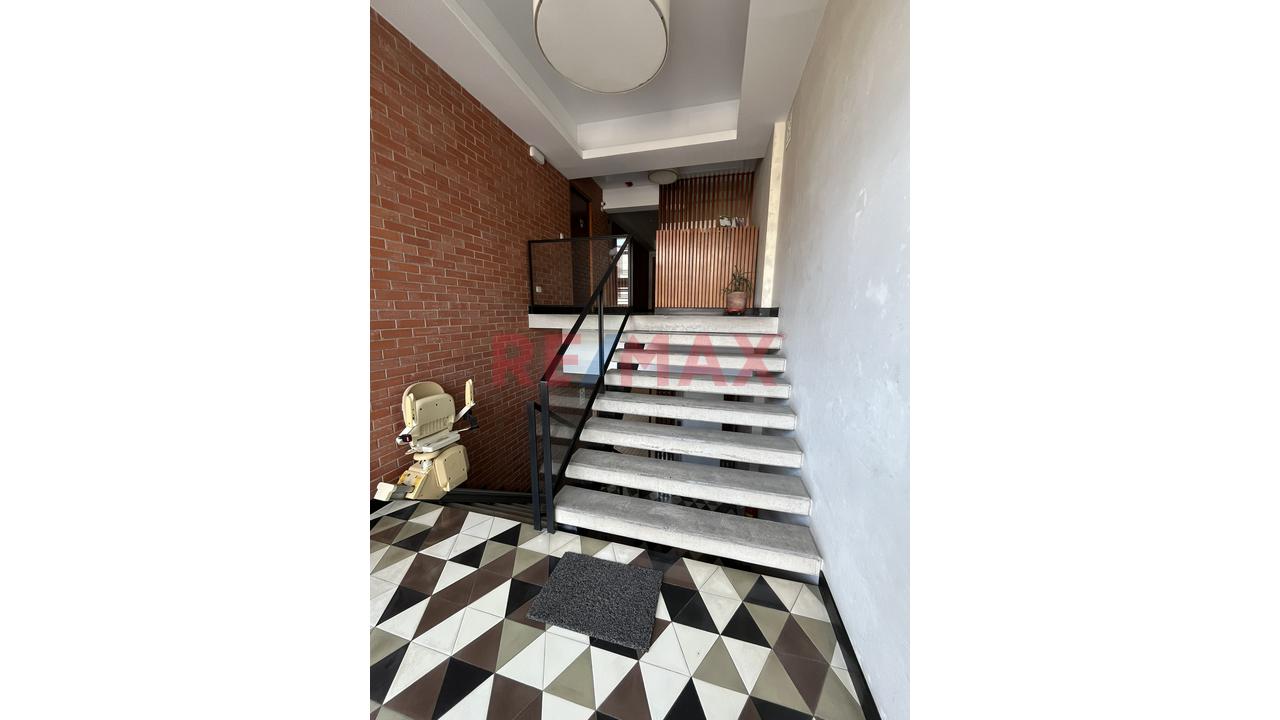 Venta De Dúplex En Lince – Límite Con San Isidro | 3 Habitaciones + Terraza + 2 Estacionamientos — foto 14