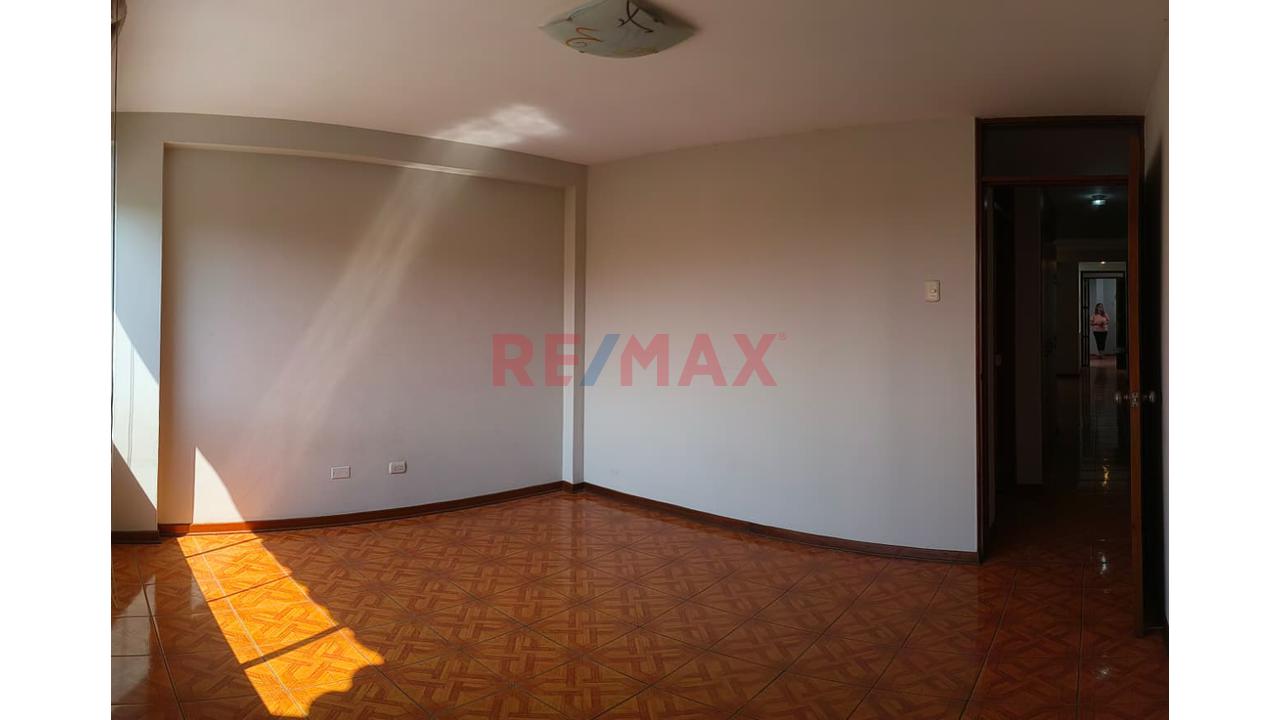 🏡✨ ¡Alquiler Dpto En La Molina! — foto 5