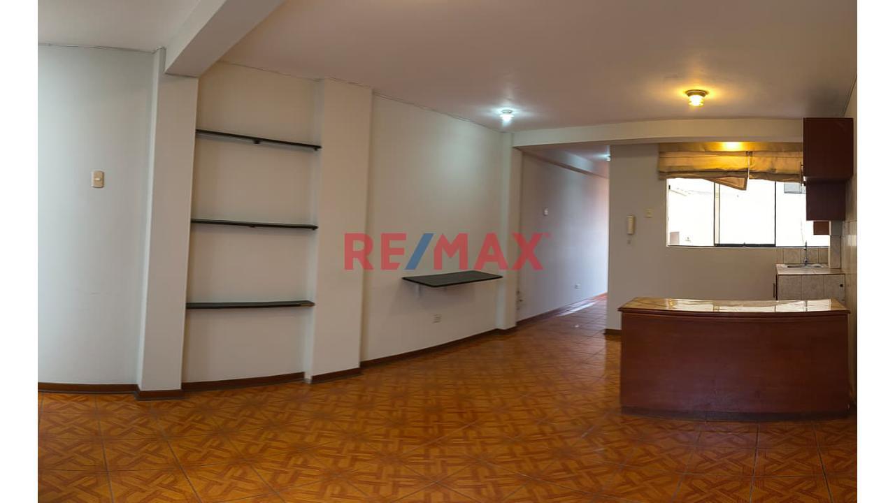 🏡✨ ¡Alquiler Dpto En La Molina!