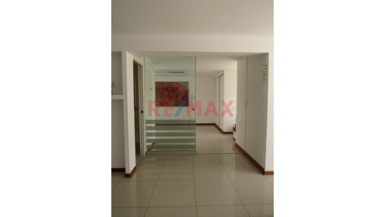 🏡 ¡Listo Para Mudarte! Vive En Barranco Con Patio Y Cochera — foto 4