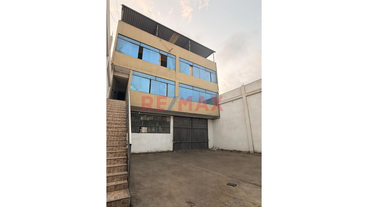 Gran Almacen Comercial 625 M2/ 1,269 M2 Construido En 3 Niveles — foto 6