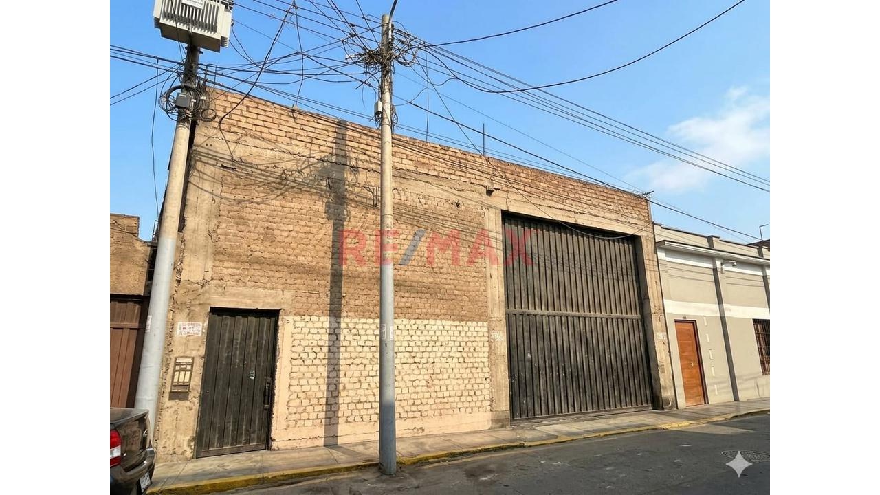 Gran Almacen Comercial 625 M2/ 1,269 M2 Construido En 3 Niveles — foto 5