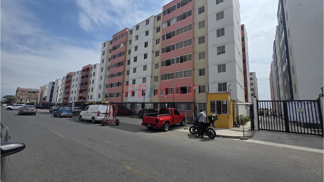 Se Alquila Departamento De Estreno 1Er Piso Resid. El Jockey — foto 11