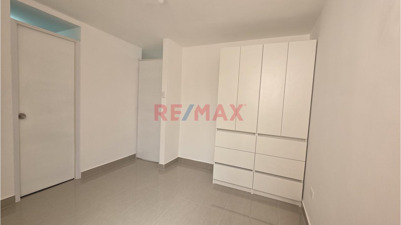 Se Alquila Departamento De Estreno 1Er Piso Resid. El Jockey — foto 4