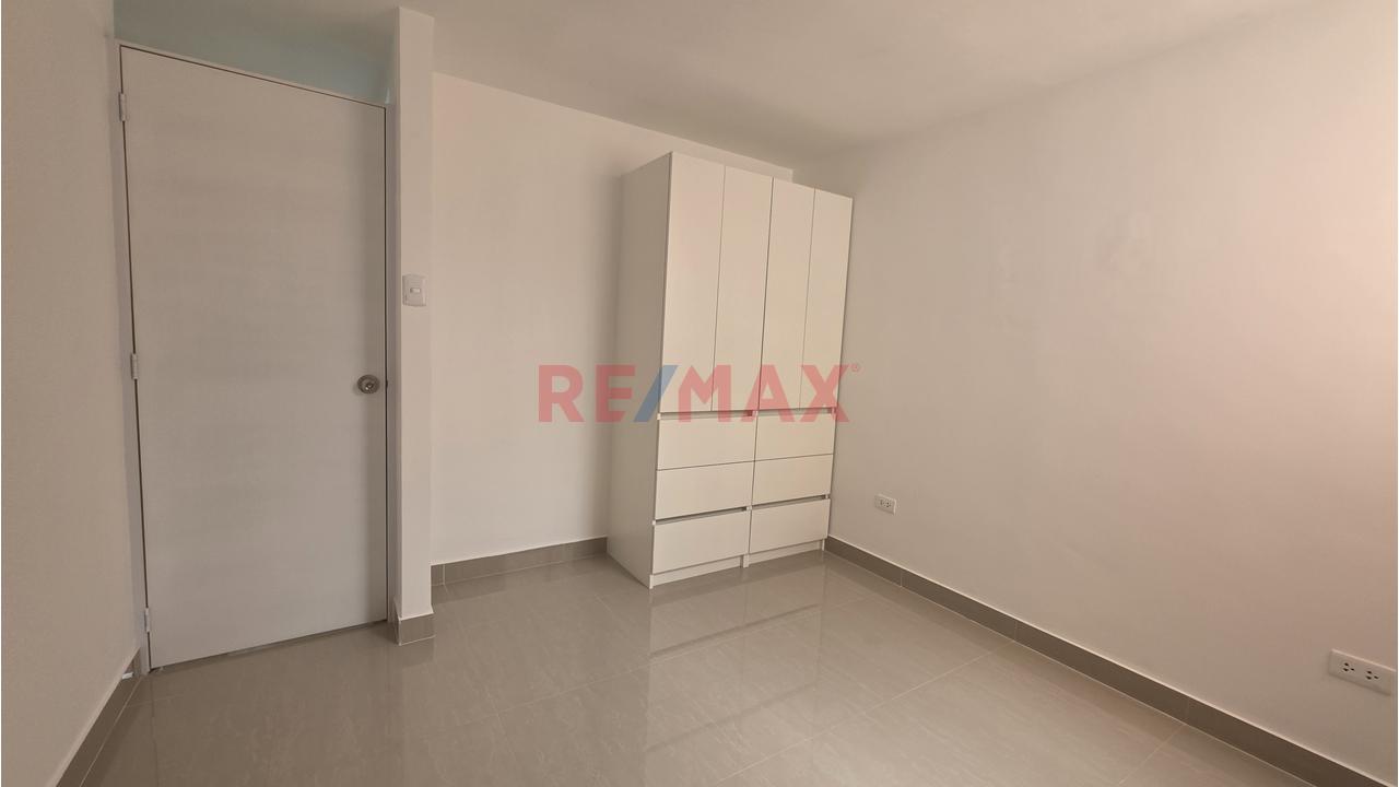 Se Alquila Departamento De Estreno 1Er Piso Resid. El Jockey — foto 6