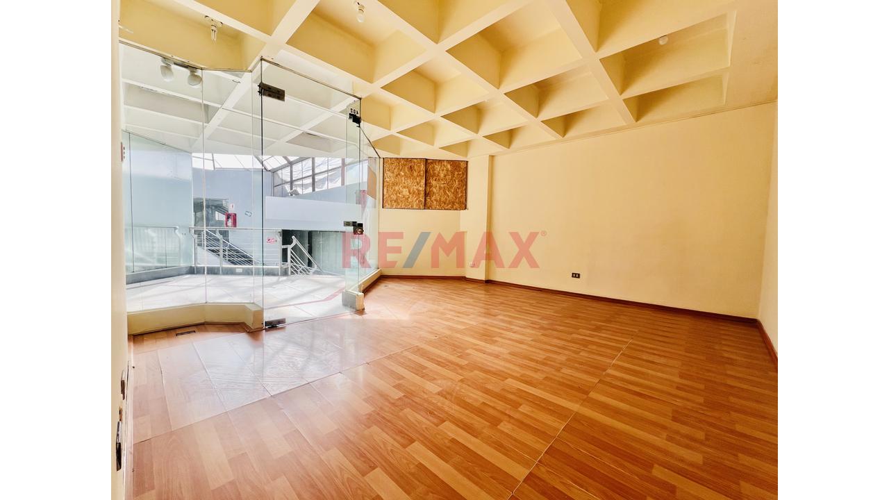 Oficina Al Alquiler - Cc. El Panorámico — foto 5