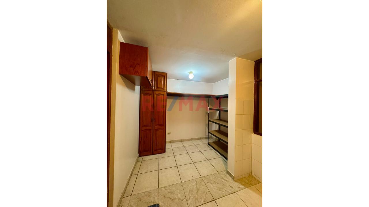 Venta De Departamento De 106M2 En Salamanca– 2Do Piso - 18