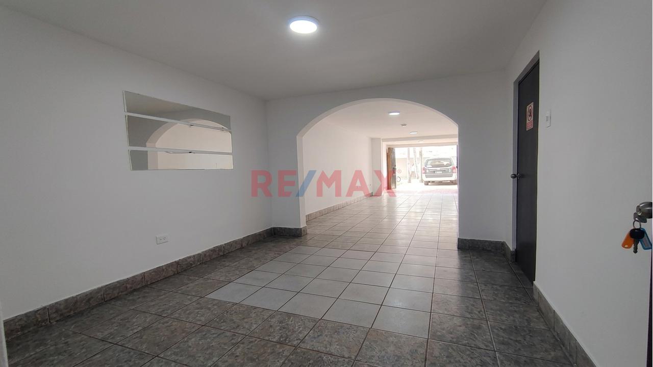 Alquiler Local Comercial En Excelente Ubicación – San Juan De Miraflores — foto 3