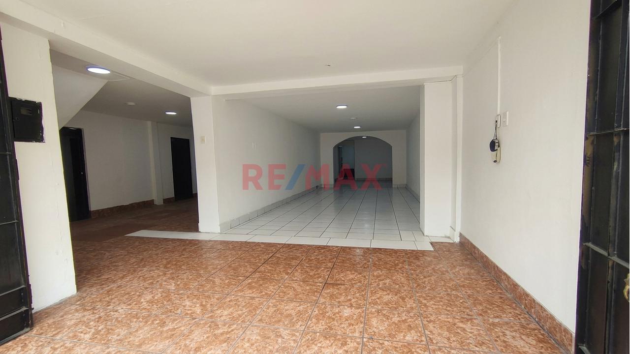 Alquiler Local Comercial En Excelente Ubicación – San Juan De Miraflores — foto 2