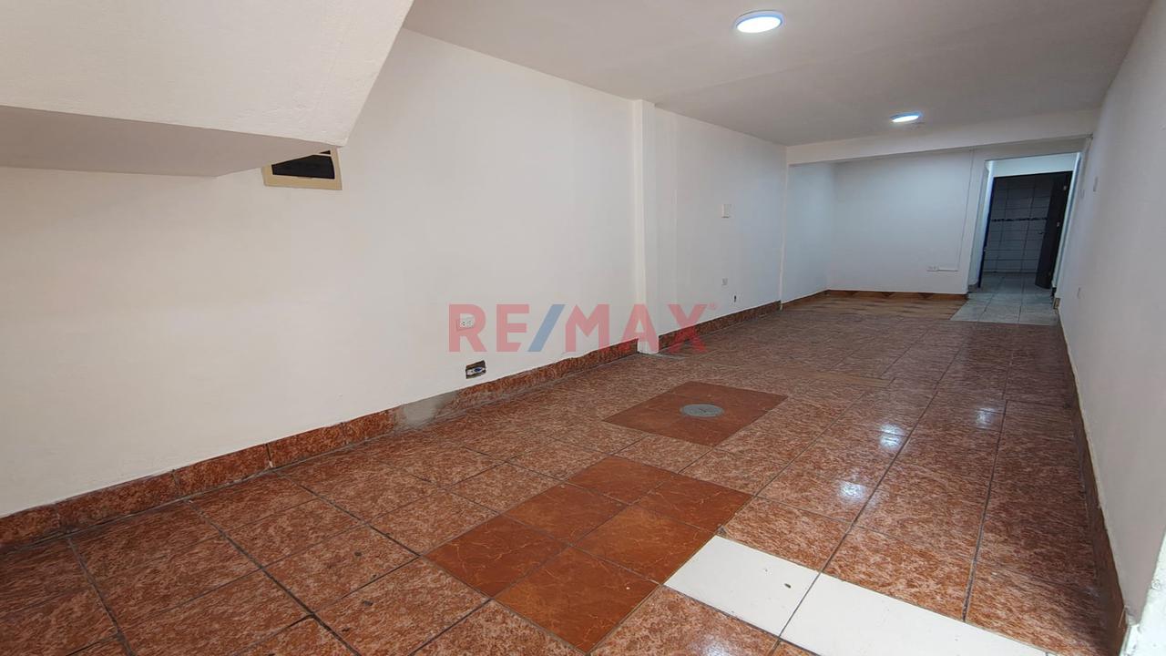 Alquiler Local Comercial En Excelente Ubicación – San Juan De Miraflores — foto 4