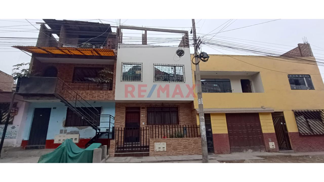 Vendo Casa 160M Con Azotea - Comas