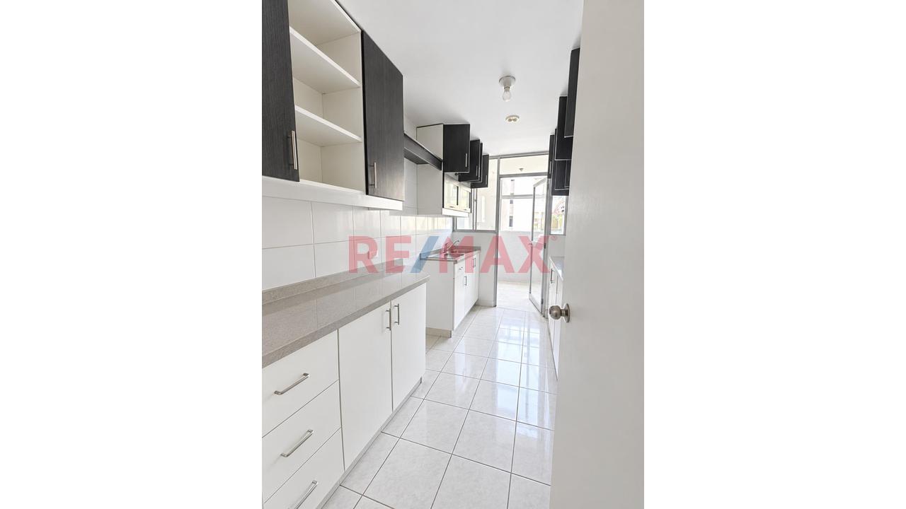 Departamento En Condominio Residencial Tomas Valle Los Olivos — foto 5