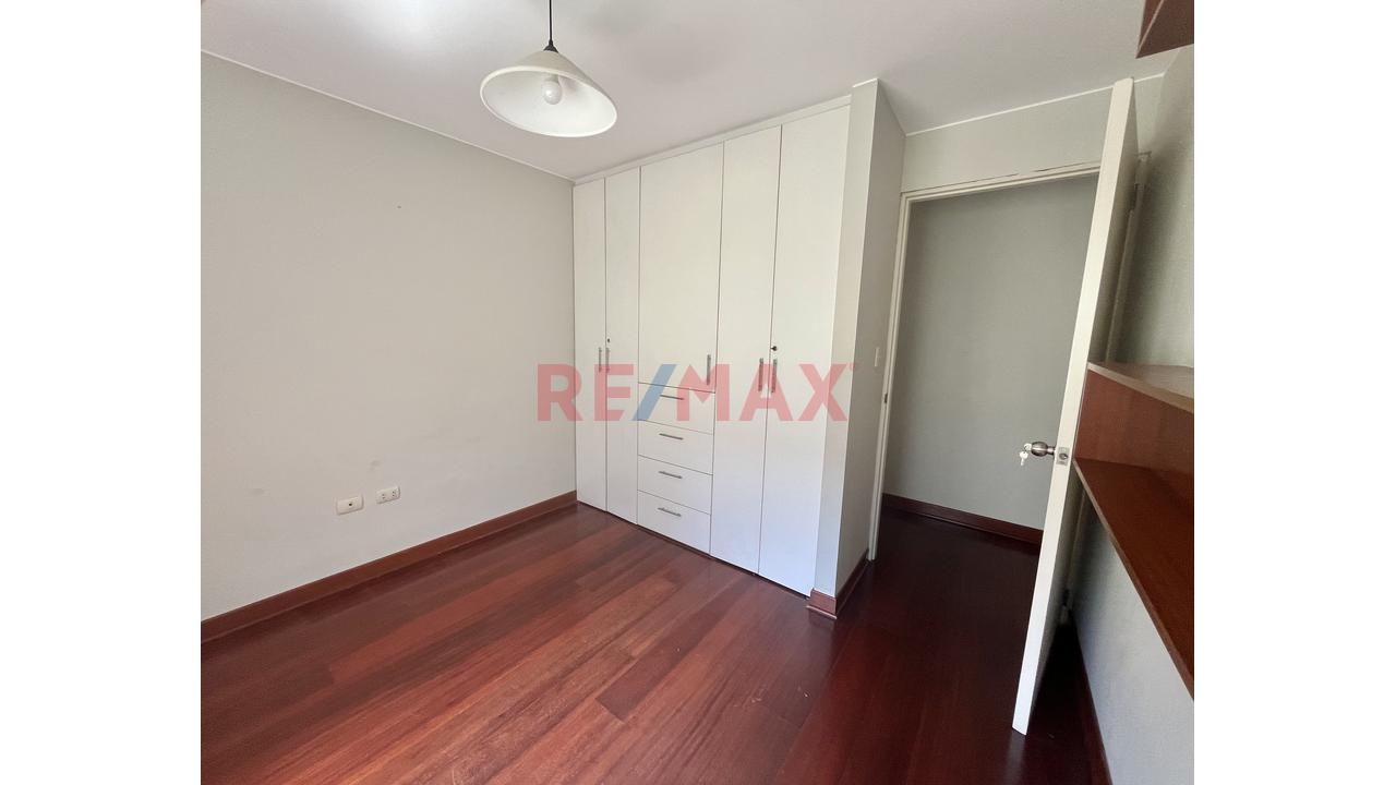 Departamento En Venta - Miraflores - Límite Con San Isidro / Us$180,000 — foto 13