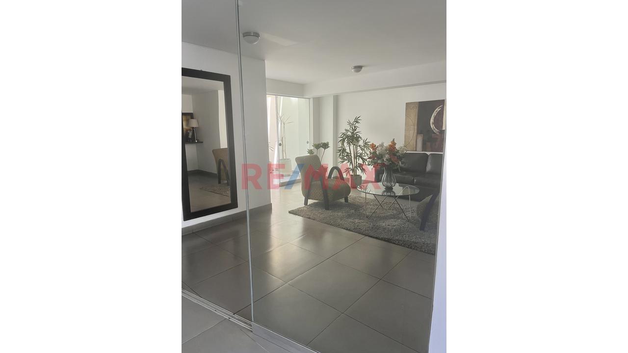 Departamento En Venta - Miraflores - Límite Con San Isidro / Us$180,000 — foto 15