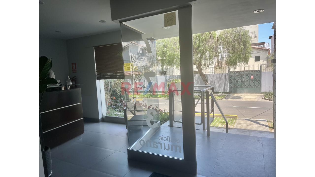 Departamento En Venta - Miraflores - Límite Con San Isidro / Us$180,000 — foto 9