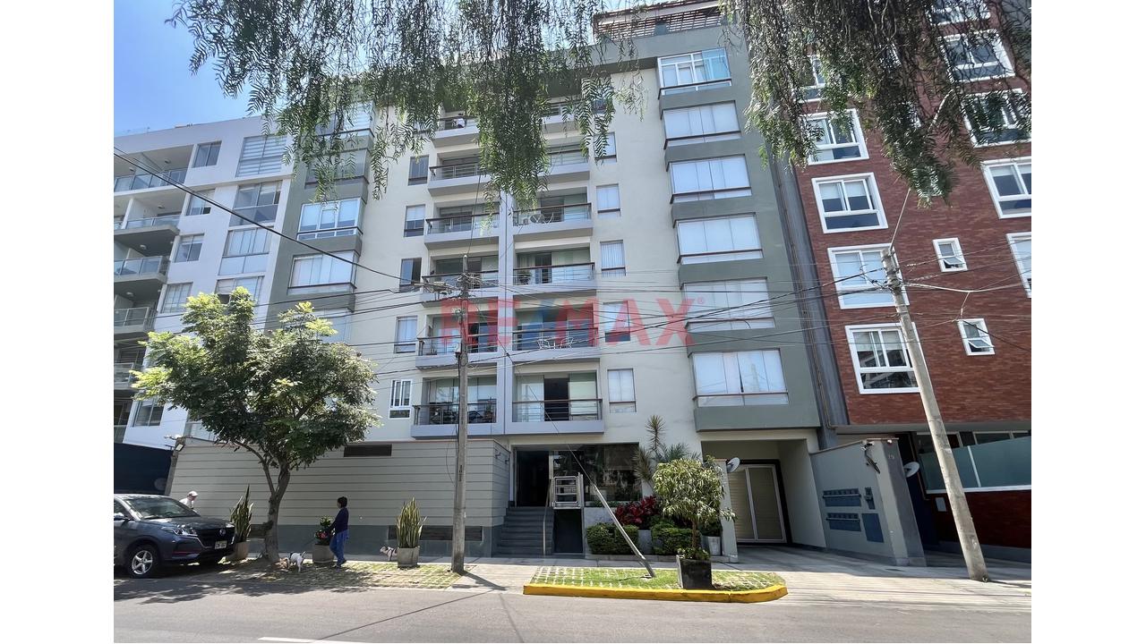 Departamento En Venta - Miraflores - Límite Con San Isidro / Us$180,000 — foto 8