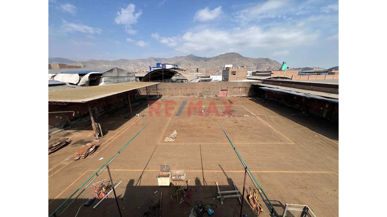 🏭 ¡Gran Local Industrial En Alquiler – Ubicación Estratégica De San Juan De Lurigancho! 🚆📍
